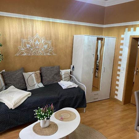 Best-Preis Fewo Rathausblick 2 - Zentrale Lage In Wittenberge - 2 Personen - Einzelzimmer - Vollausstattung - Wlan / Prime & Self-Check-In Eksteriør billede