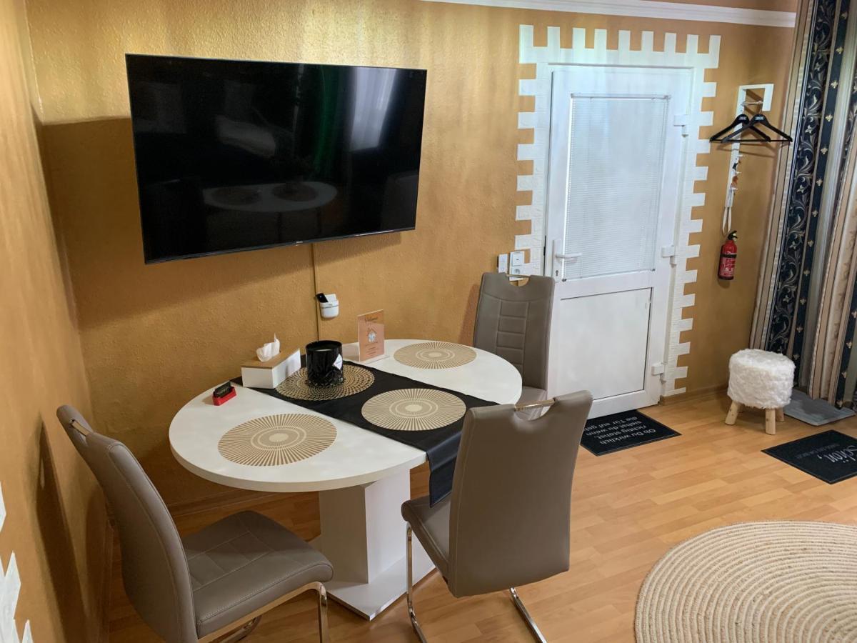 Best-Preis Fewo Rathausblick 2 - Zentrale Lage In Wittenberge - 2 Personen - Einzelzimmer - Vollausstattung - Wlan / Prime & Self-Check-In Eksteriør billede