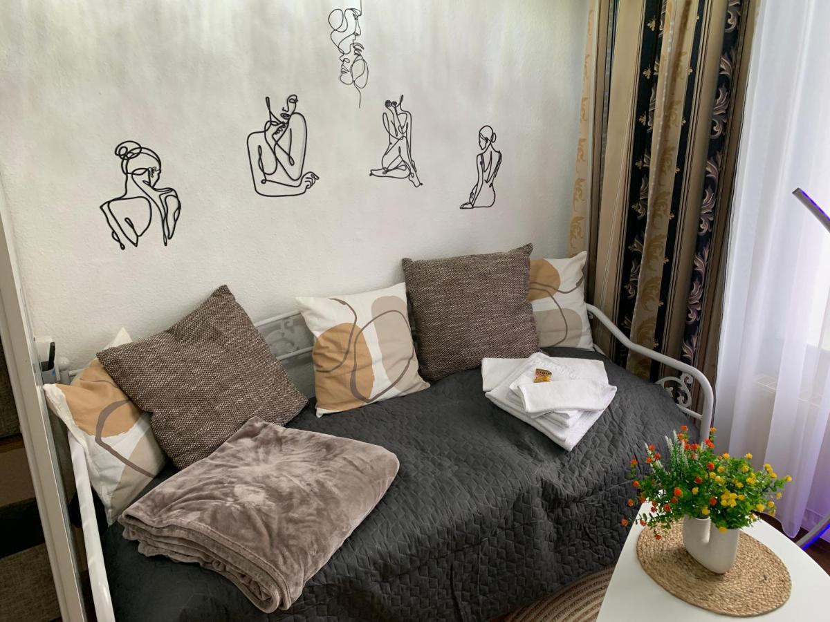 Best-Preis Fewo Rathausblick 2 - Zentrale Lage In Wittenberge - 2 Personen - Einzelzimmer - Vollausstattung - Wlan / Prime & Self-Check-In Eksteriør billede